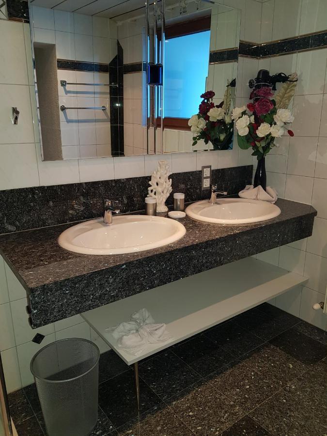Familienferienhaus Florentine Längenfeld Extérieur photo