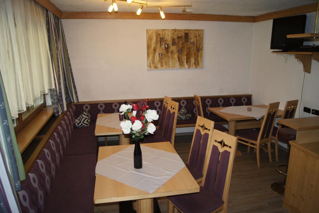 Familienferienhaus Florentine Längenfeld Extérieur photo